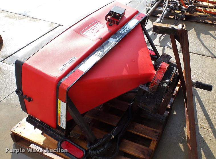 image for item EV9529 Western 1000 low profile spreader