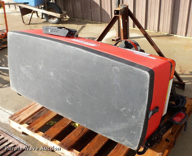 image for item EV9529 Western 1000 low profile spreader