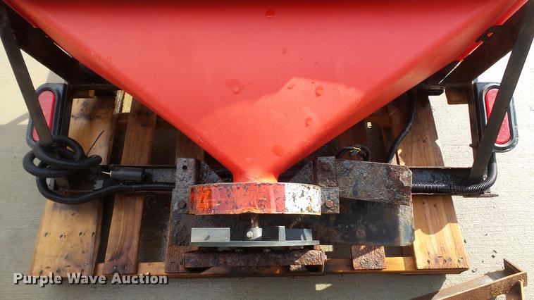 image for item EV9529 Western 1000 low profile spreader
