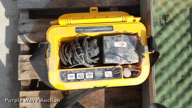 image for item EV9532 (2) utility locators