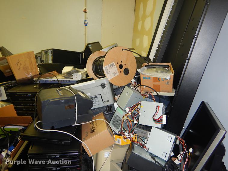 image for item EW9739 IT equipment