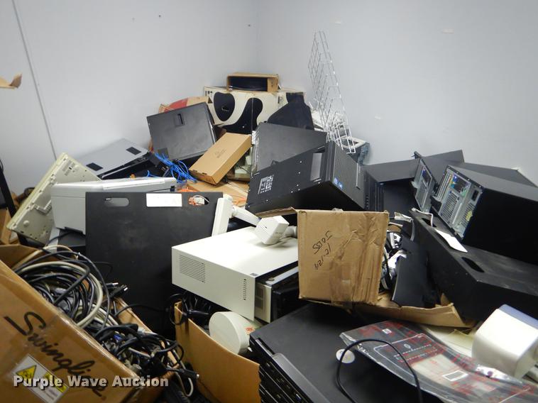 image for item EW9739 IT equipment