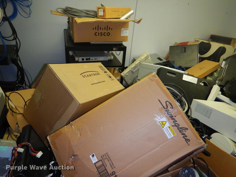 image for item EW9739 IT equipment