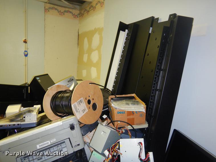 image for item EW9739 IT equipment