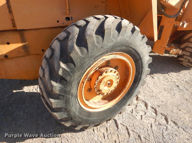 image for item EW9742 1985 Case W14 wheel loader