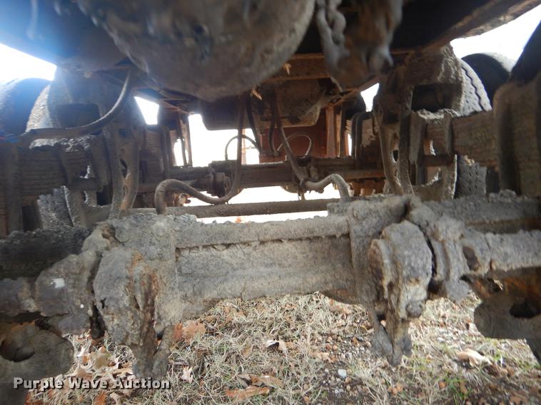 image for item EW9746 1959 Fruehauf tank trailer