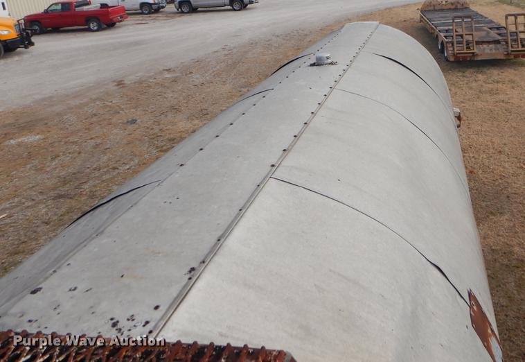 image for item EW9746 1959 Fruehauf tank trailer