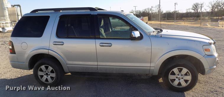image for item FE9262 2010 Ford Explorer XLT SUV