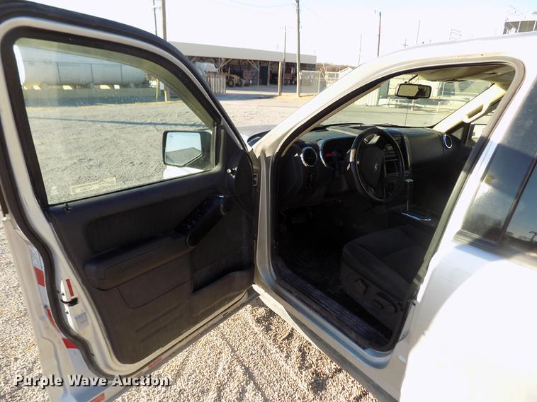 image for item FE9262 2010 Ford Explorer XLT SUV