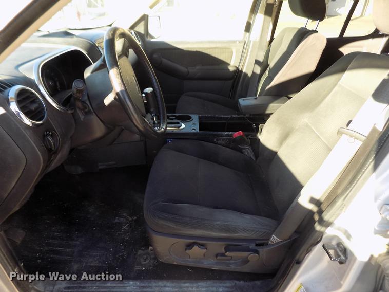 image for item FE9262 2010 Ford Explorer XLT SUV