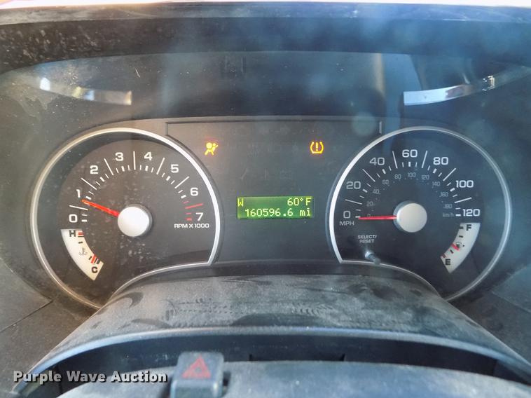 image for item FE9262 2010 Ford Explorer XLT SUV