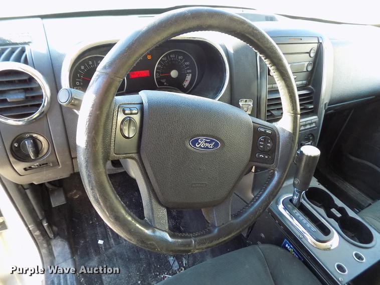 image for item FE9262 2010 Ford Explorer XLT SUV