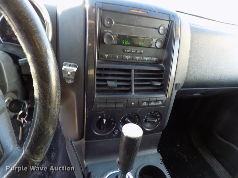 image for item FE9262 2010 Ford Explorer XLT SUV