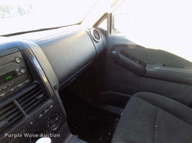 image for item FE9262 2010 Ford Explorer XLT SUV
