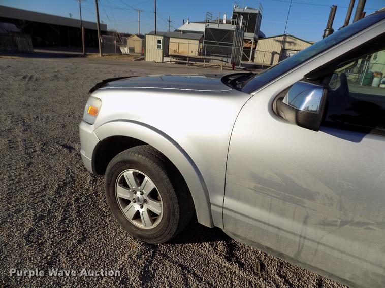 image for item FE9262 2010 Ford Explorer XLT SUV