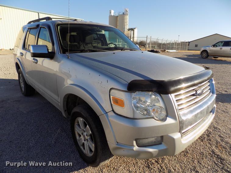 image for item FE9262 2010 Ford Explorer XLT SUV