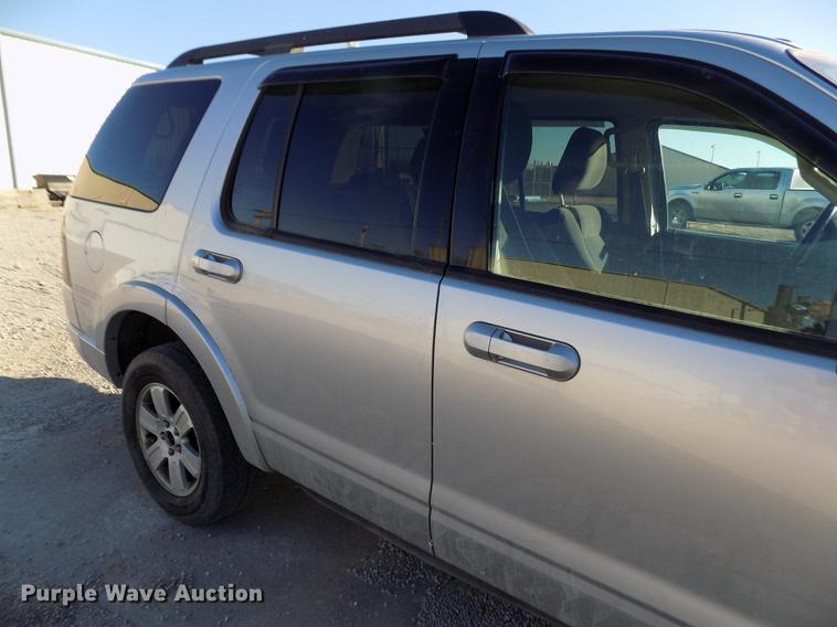 image for item FE9262 2010 Ford Explorer XLT SUV