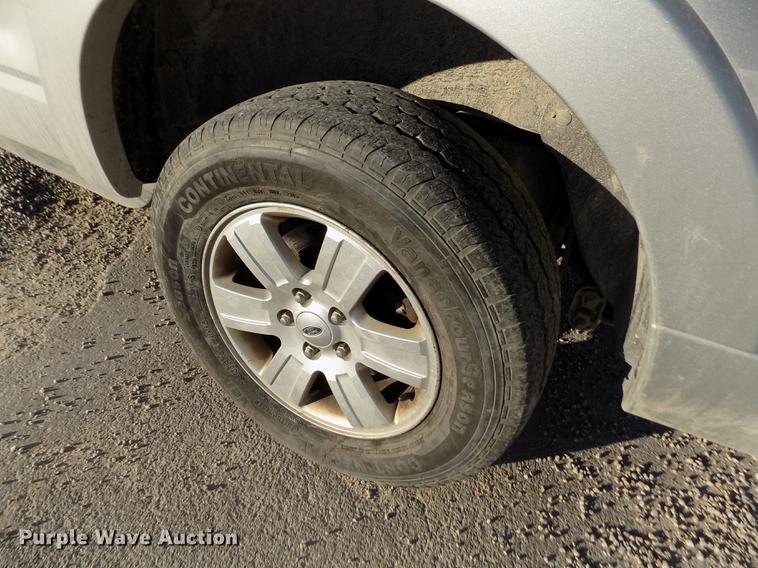 image for item FE9262 2010 Ford Explorer XLT SUV