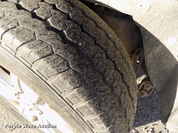 image for item FE9262 2010 Ford Explorer XLT SUV