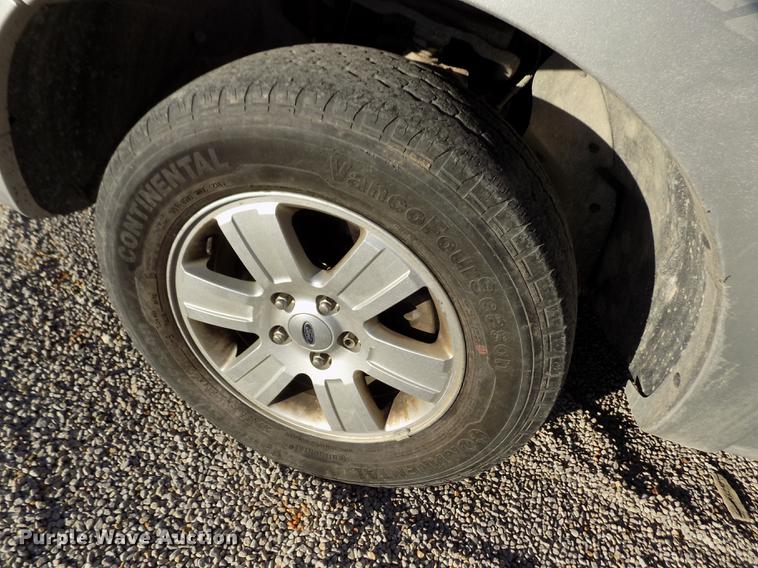 image for item FE9262 2010 Ford Explorer XLT SUV