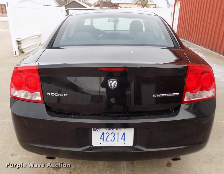 image for item FE9263 2010 Dodge Charger Police