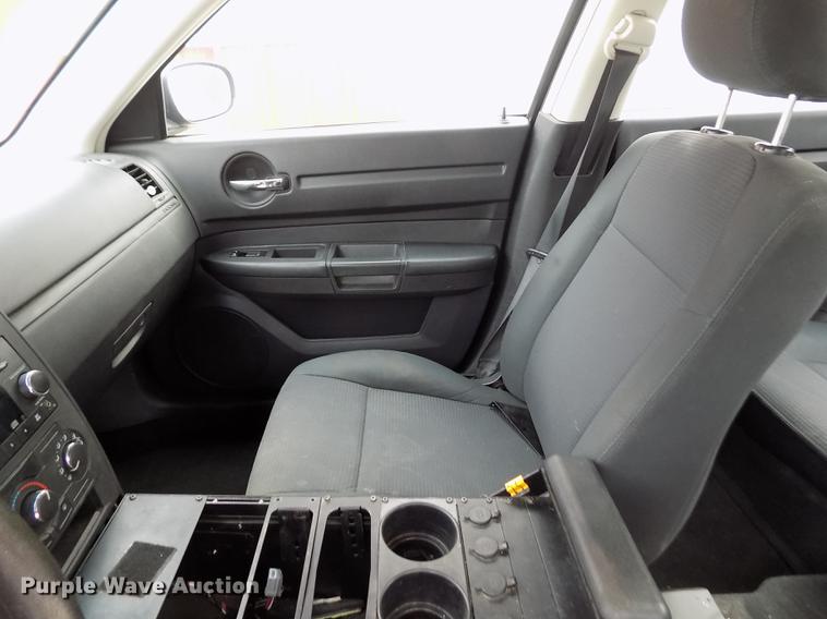 image for item FE9263 2010 Dodge Charger Police