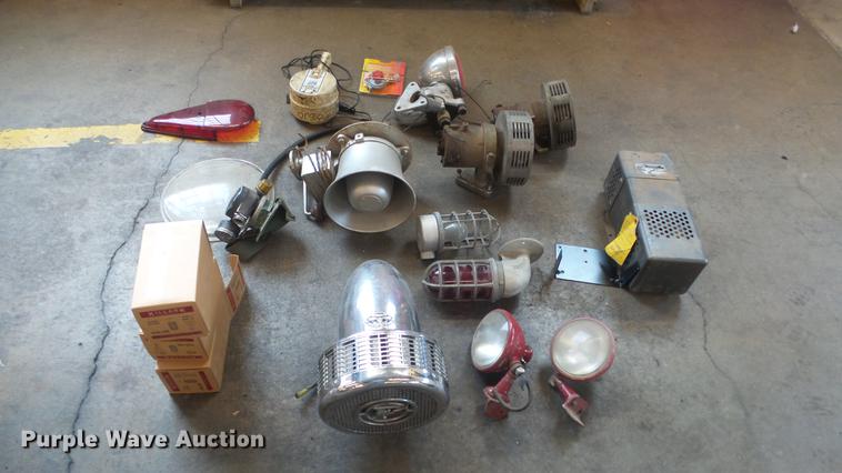 image for item FI9345 Fire truck accessories