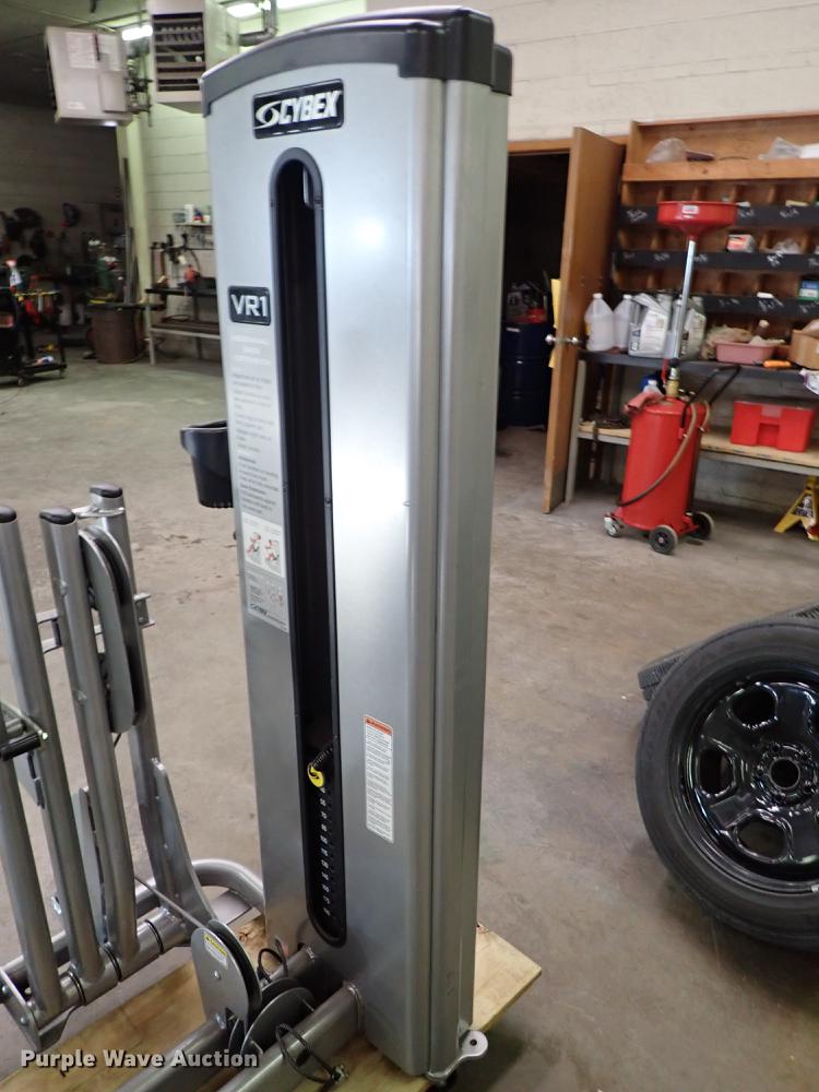 image for item FI9459 Cybex VR1 abdominal/back extension machine