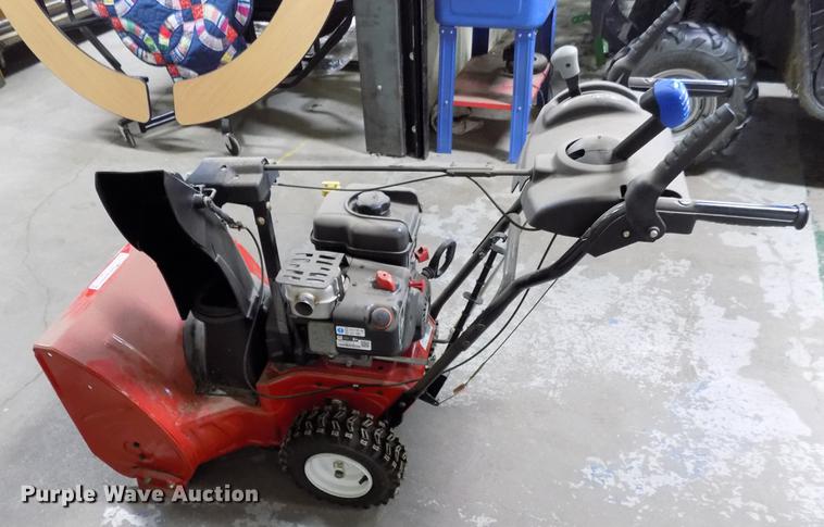 image for item FQ9127 Toro Powermax 726 OE snow blower