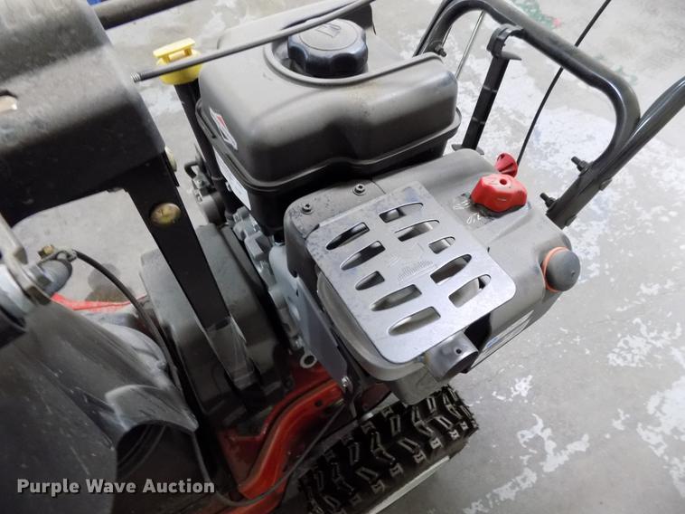 image for item FQ9127 Toro Powermax 726 OE snow blower