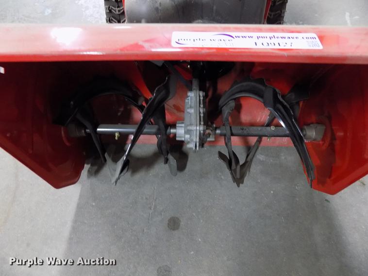 image for item FQ9127 Toro Powermax 726 OE snow blower