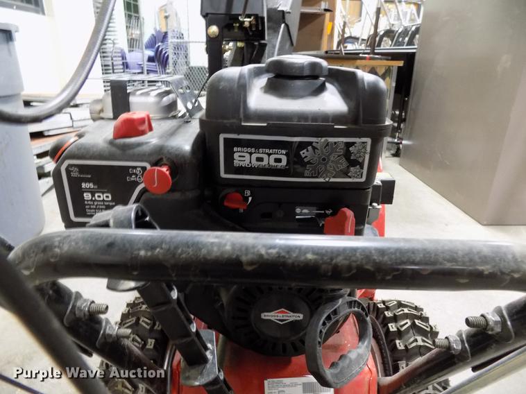 image for item FQ9128 Toro Powermax 726 OE snow blower