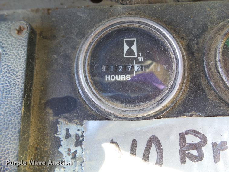 image for item L5725 1977 Dresser 530 wheel loader