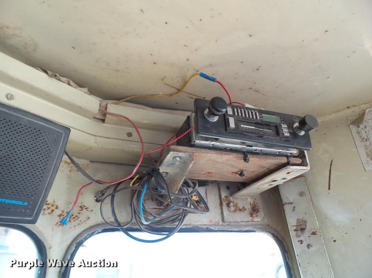 image for item L5725 1977 Dresser 530 wheel loader