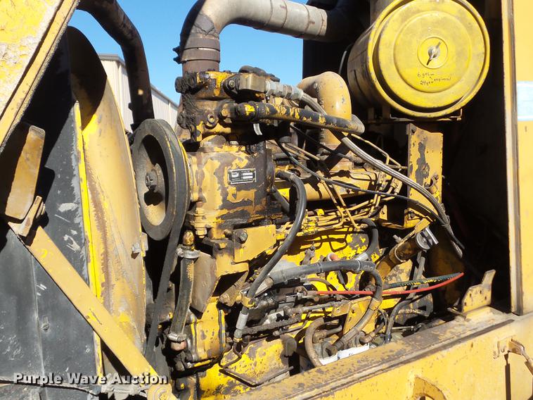 image for item L5725 1977 Dresser 530 wheel loader