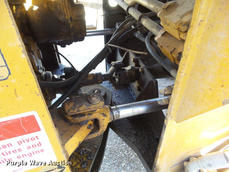 image for item L5725 1977 Dresser 530 wheel loader
