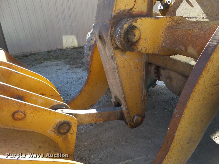 image for item L5725 1977 Dresser 530 wheel loader