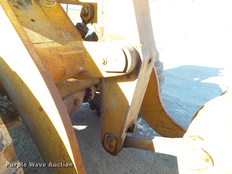 image for item L5725 1977 Dresser 530 wheel loader