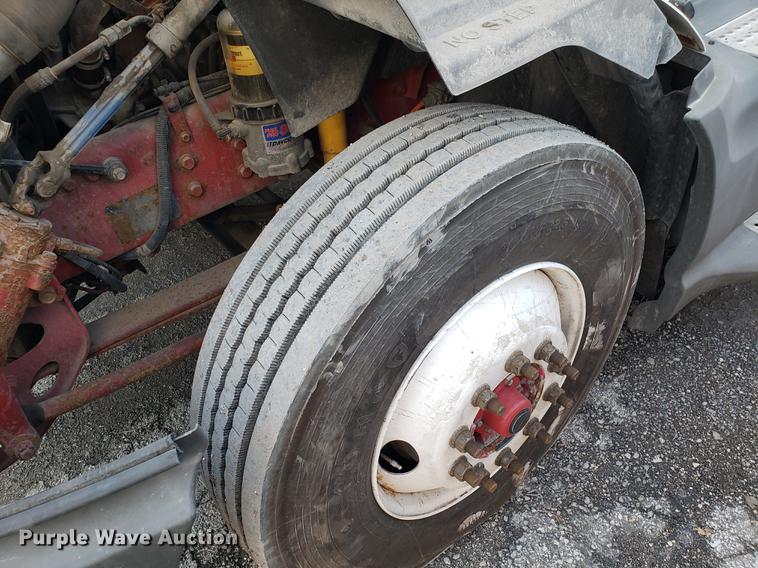 image for item AV9438 2012 International ProStar semi truck