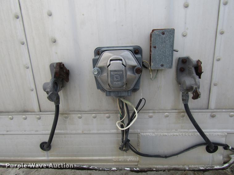 image for item DB2053 1993 Eby livestock trailer