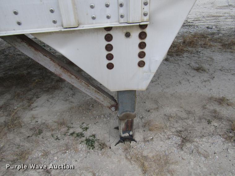 image for item DB2053 1993 Eby livestock trailer