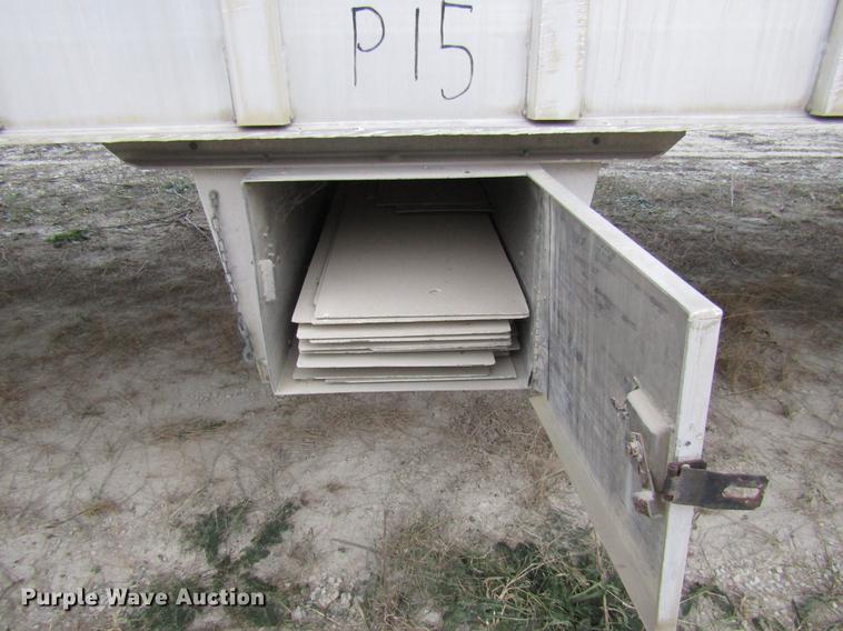 image for item DB2053 1993 Eby livestock trailer