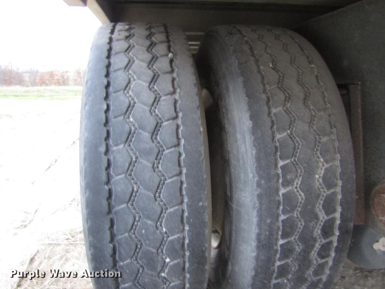 image for item DB2053 1993 Eby livestock trailer