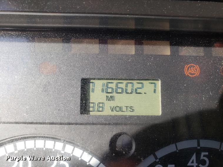 image for item DB9497 2009 Freightliner Columbia semi truck