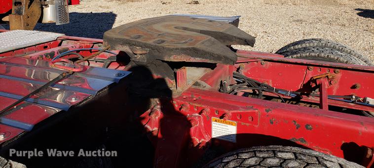 image for item DB9497 2009 Freightliner Columbia semi truck