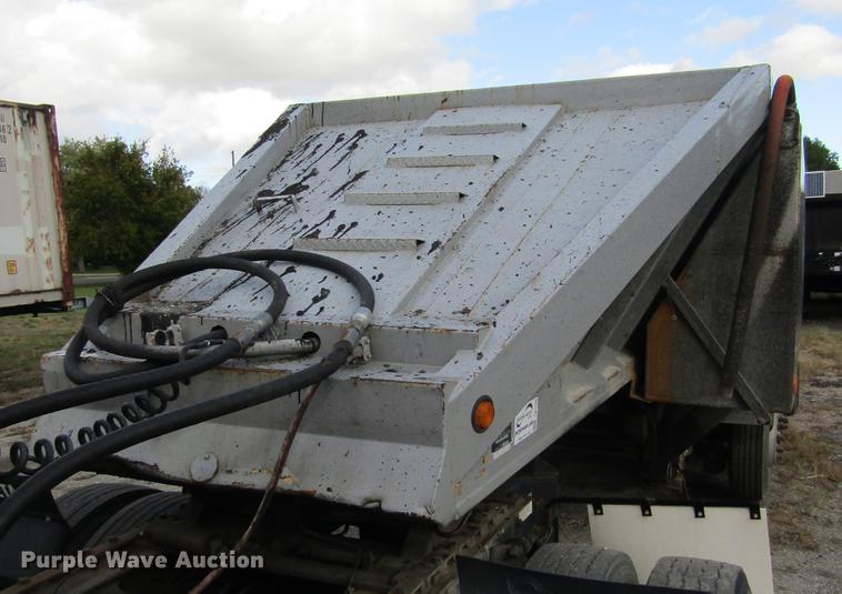 image for item DD2668 1993 Hudson Flowboy CB4000 live bottom asphalt trailer