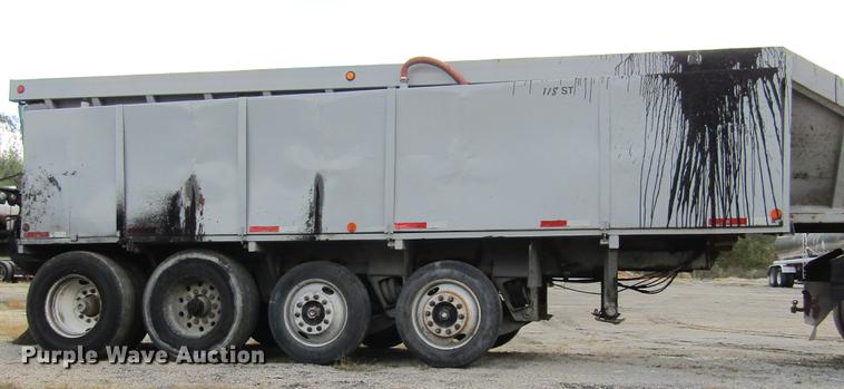 image for item DD2668 1993 Hudson Flowboy CB4000 live bottom asphalt trailer