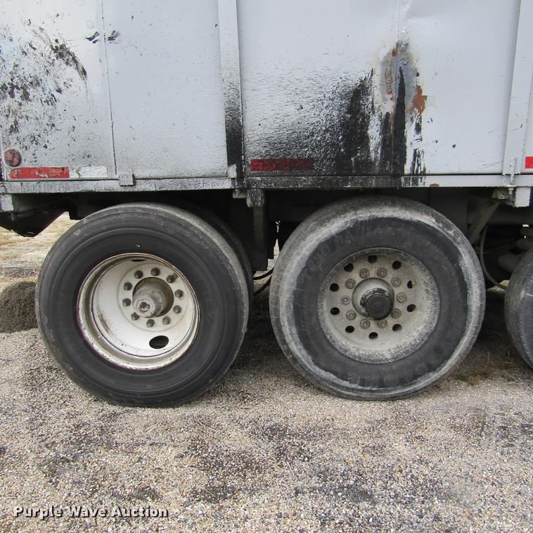 image for item DD2668 1993 Hudson Flowboy CB4000 live bottom asphalt trailer