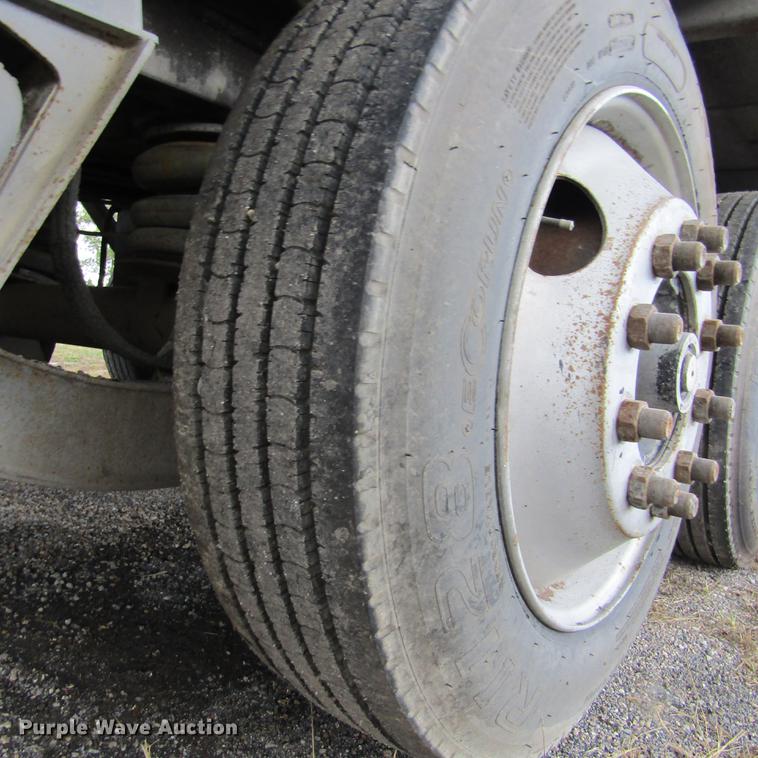 image for item DD2668 1993 Hudson Flowboy CB4000 live bottom asphalt trailer