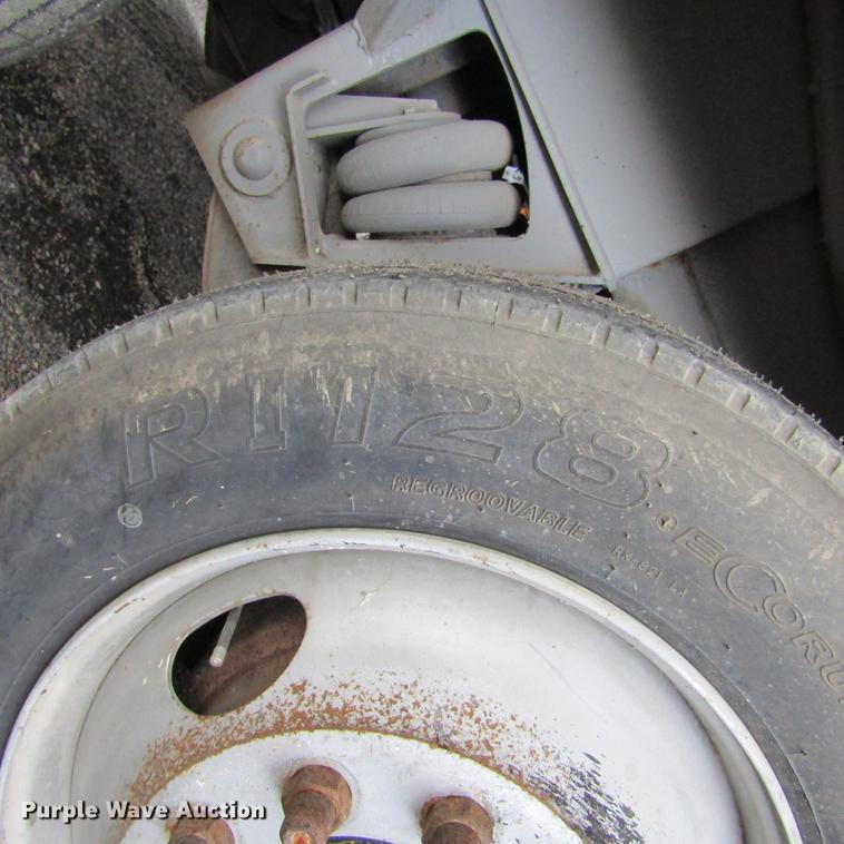 image for item DD2668 1993 Hudson Flowboy CB4000 live bottom asphalt trailer